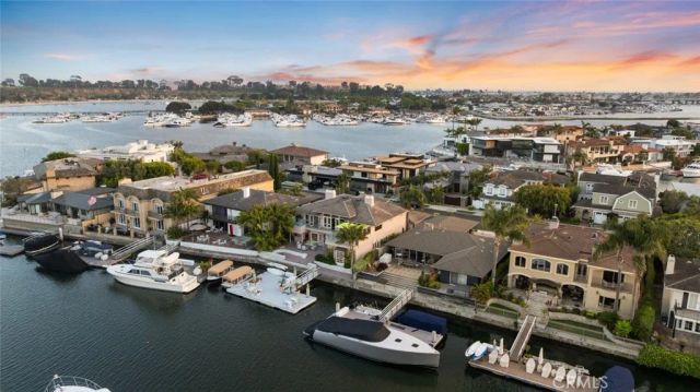 218 Evening Star, Newport Beach, CA 92660