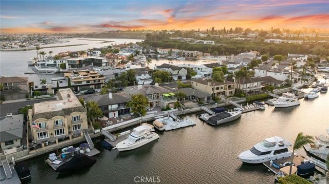 218 Evening Star, Newport Beach, CA 92660