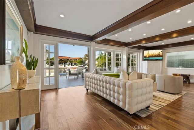 218 Evening Star, Newport Beach, CA 92660