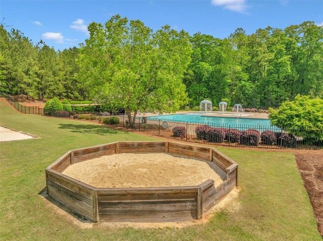 103 Heights Avenue, Forsyth, GA 31029