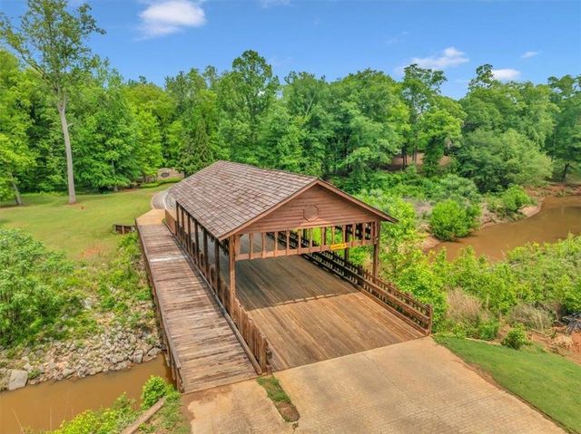 103 Heights Avenue, Forsyth, GA 31029