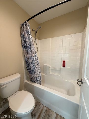 5669 Sleeping Creek Street, North Las Vegas, NV 89081