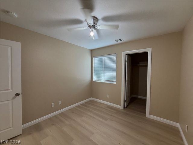 5669 Sleeping Creek Street, North Las Vegas, NV 89081