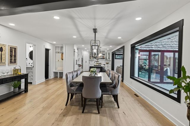 10215 27th Avenue N, Plymouth, MN 55441