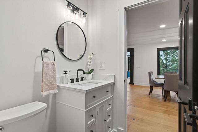 10215 27th Avenue N, Plymouth, MN 55441