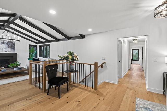 10215 27th Avenue N, Plymouth, MN 55441