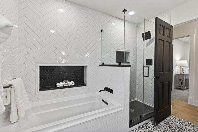 10215 27th Avenue N, Plymouth, MN 55441