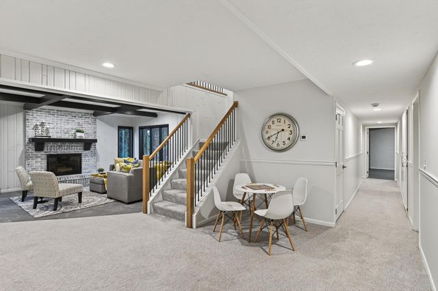 10215 27th Avenue N, Plymouth, MN 55441