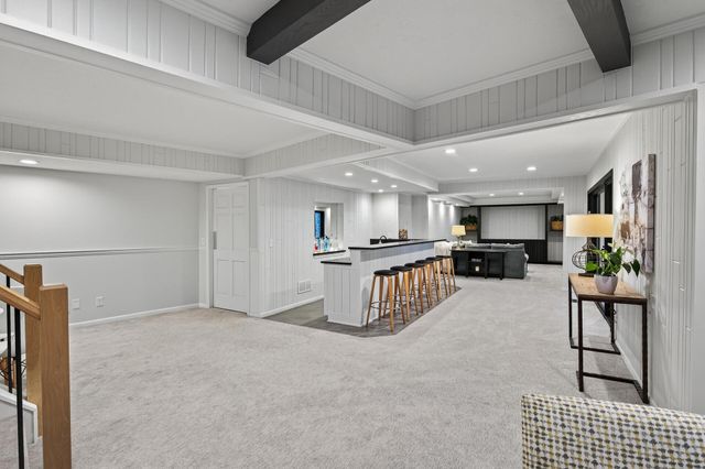 10215 27th Avenue N, Plymouth, MN 55441