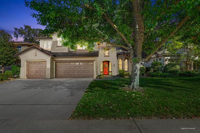 245 Woodhaven Pl, West Sacramento, CA 95605