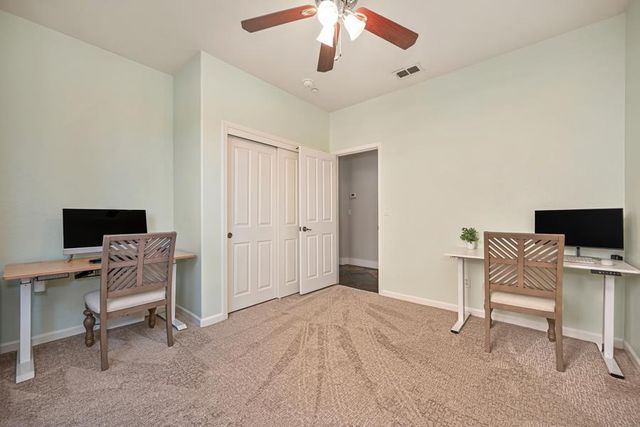 245 Woodhaven Pl, West Sacramento, CA 95605