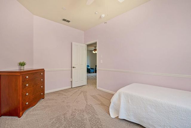 245 Woodhaven Pl, West Sacramento, CA 95605