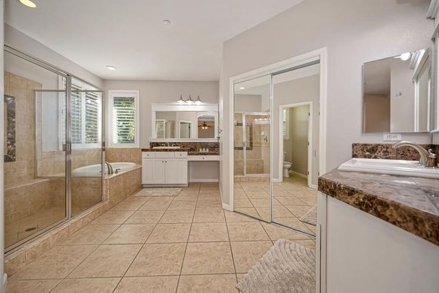 245 Woodhaven Pl, West Sacramento, CA 95605