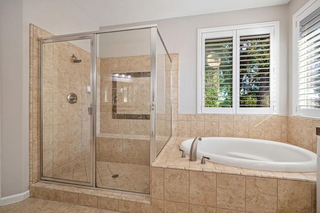 245 Woodhaven Pl, West Sacramento, CA 95605