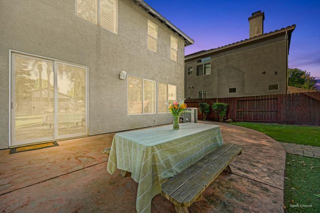 245 Woodhaven Pl, West Sacramento, CA 95605
