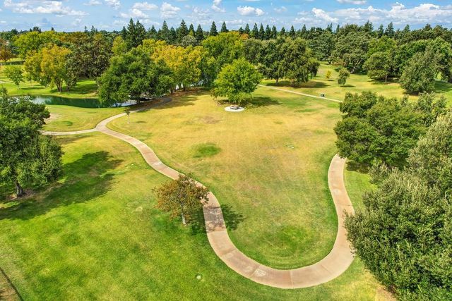 245 Woodhaven Pl, West Sacramento, CA 95605
