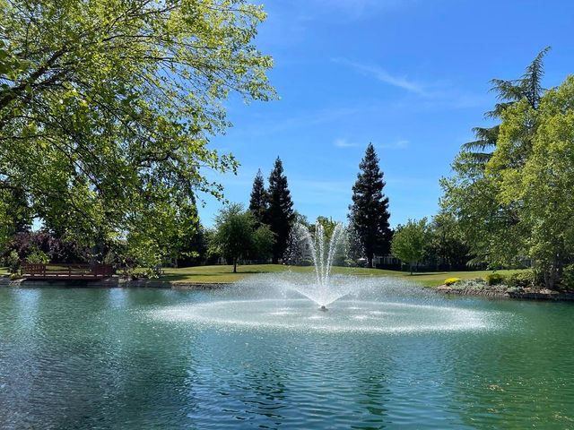 245 Woodhaven Pl, West Sacramento, CA 95605