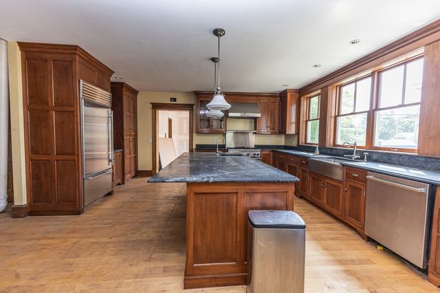 29 Gorham St, Chelmsford, MA 01824