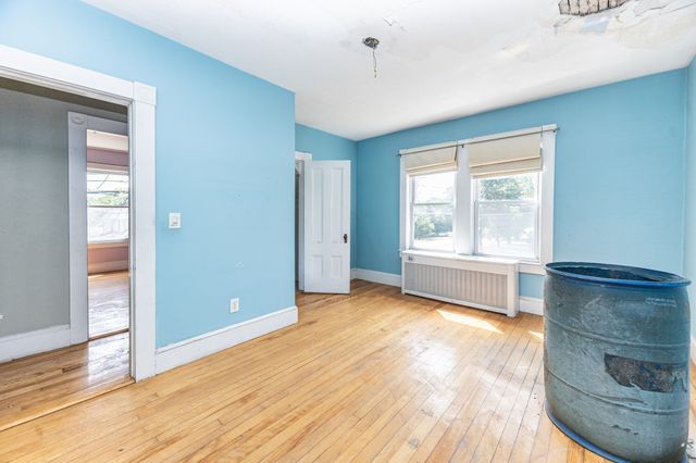29 Gorham St, Chelmsford, MA 01824