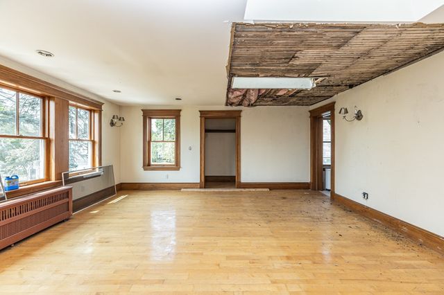 29 Gorham St, Chelmsford, MA 01824