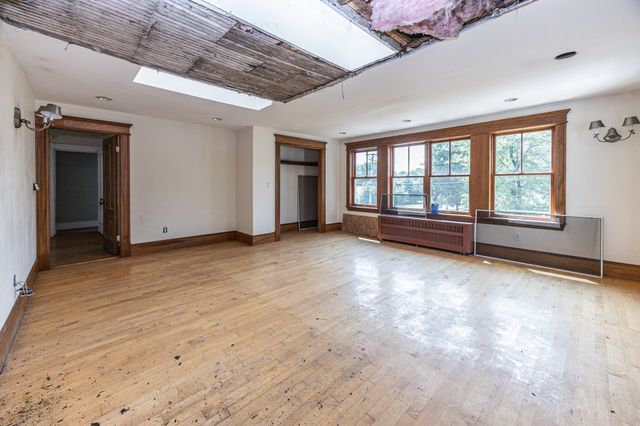 29 Gorham St, Chelmsford, MA 01824