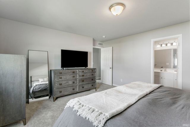 50680 Deer Crossing Trail, Elkhart, IN 46514