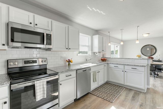 50680 Deer Crossing Trail, Elkhart, IN 46514