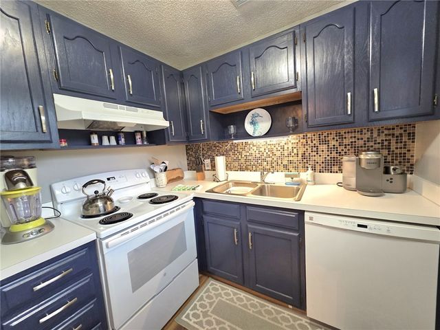 46 Vista Gardens Trail 205, Vero Beach, FL 32962