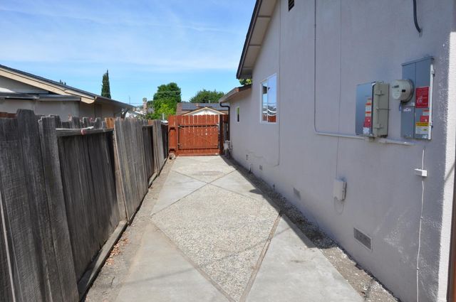 3248 Rocky Mountain Drive, San Jose, CA 95127