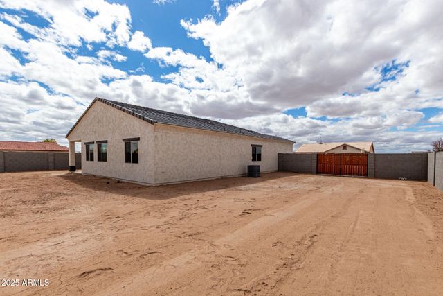 4070 N GOLDEN Street, Eloy, AZ 85131