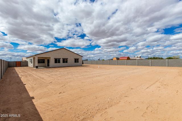 4070 N GOLDEN Street, Eloy, AZ 85131