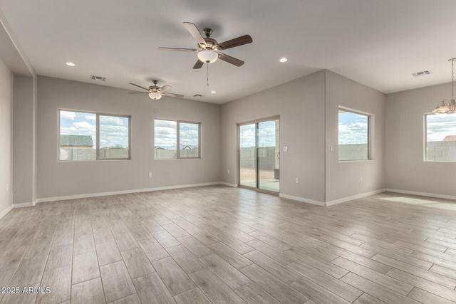 4070 N GOLDEN Street, Eloy, AZ 85131