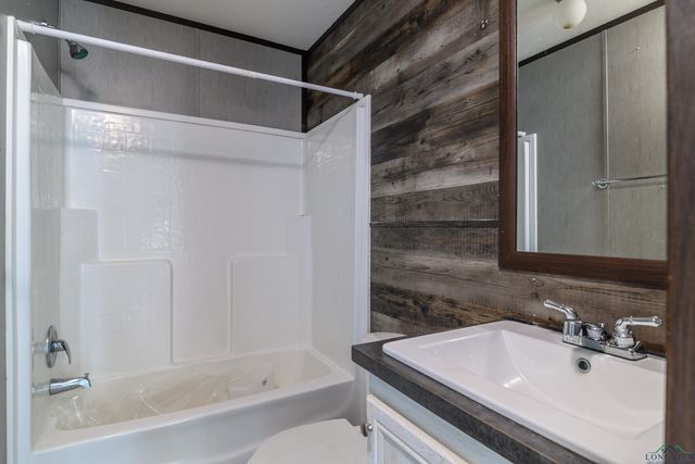 456 Primrose Rd, Gilmer, TX 75645
