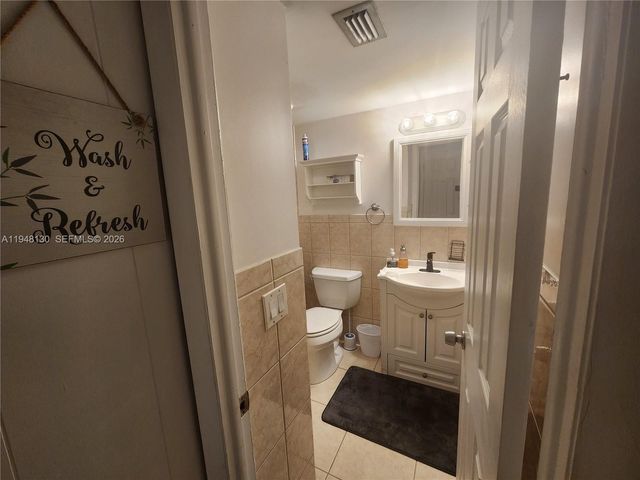 7600 NW 5th Ct 202, Margate, FL 33063