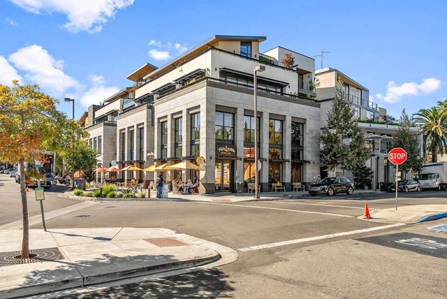 1125 Carlton Avenue, Menlo Park, CA 94025