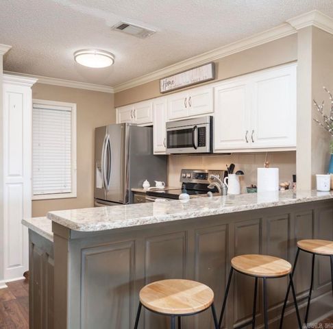 472 Catherine Park Rd Apt J And, Hot Springs, AR 71913