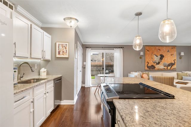 906 Rolling Ridge Drive, Allen, TX 75002