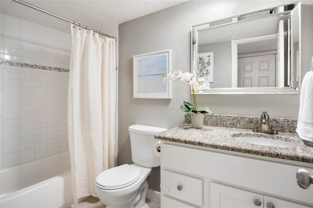 906 Rolling Ridge Drive, Allen, TX 75002