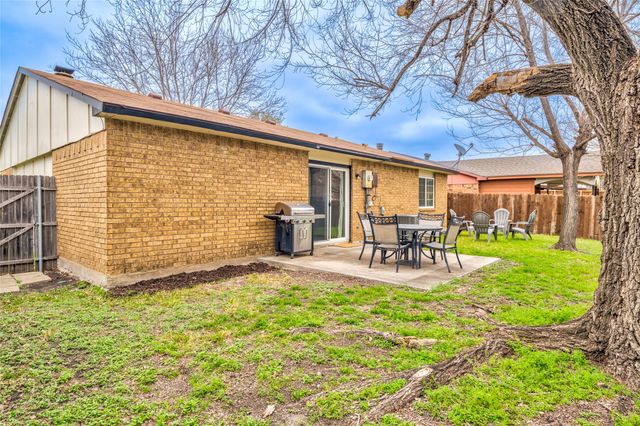 906 Rolling Ridge Drive, Allen, TX 75002