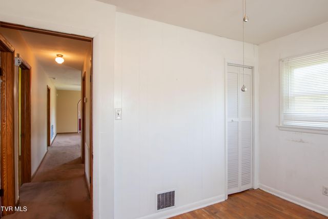 1662 Carolina Avenue, Bristol, TN 37620