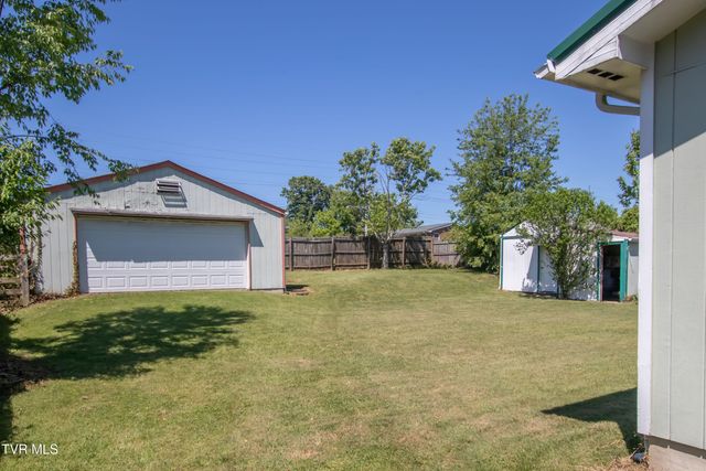 1662 Carolina Avenue, Bristol, TN 37620
