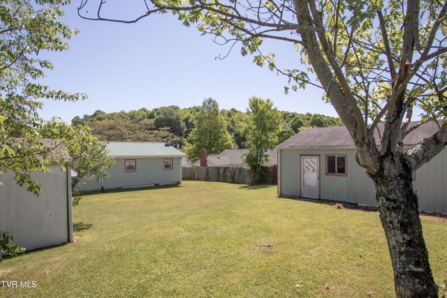 1662 Carolina Avenue, Bristol, TN 37620