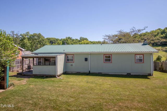 1662 Carolina Avenue, Bristol, TN 37620