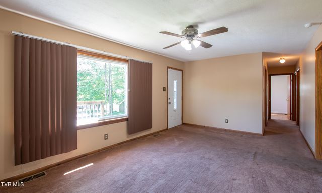 1662 Carolina Avenue, Bristol, TN 37620