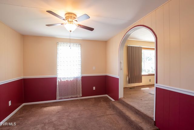 1662 Carolina Avenue, Bristol, TN 37620