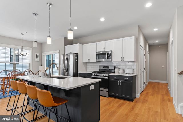 117 LARKIN DR, Mechanicsburg, PA 17055