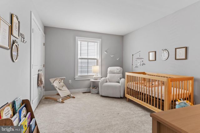 117 LARKIN DR, Mechanicsburg, PA 17055