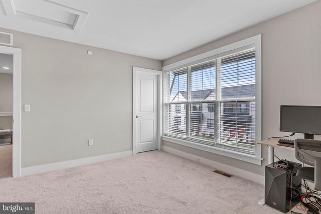 117 LARKIN DR, Mechanicsburg, PA 17055