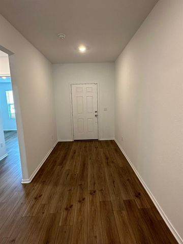 195 OTTER RD, Kyle, TX 78640