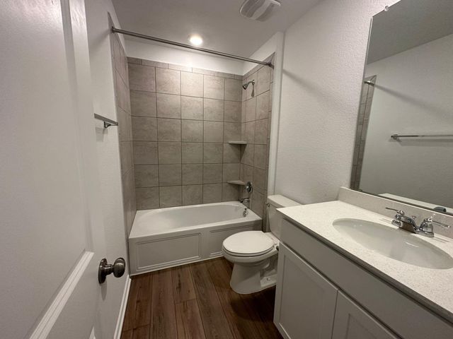 195 OTTER RD, Kyle, TX 78640